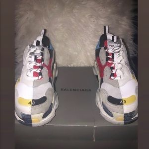 Balenciaga triple s